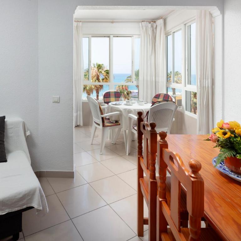 Bloque 85 - Apartamento Superior de 1 dormitorio con balcón - 9