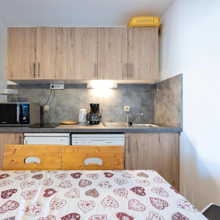La Croix du Sud - Appartement 1 Chambre Supérieur avec Balcon - 10
