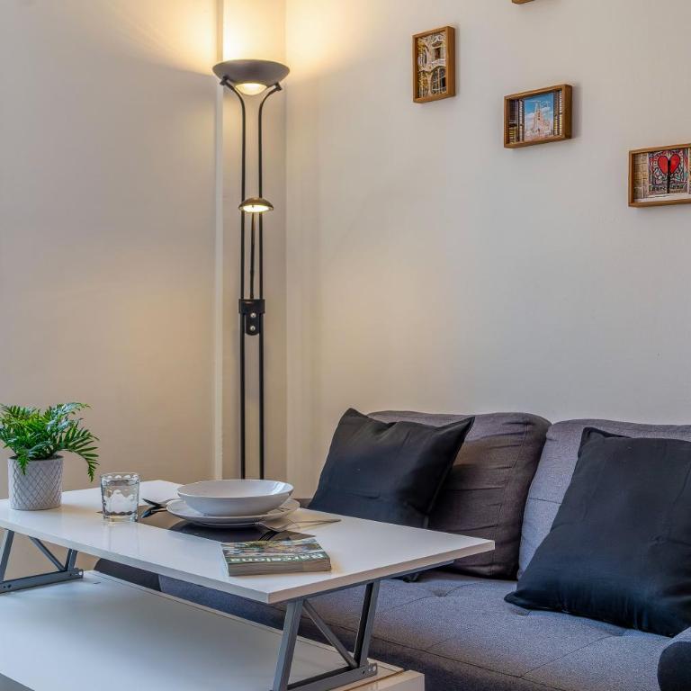Canela Homes BARCELONA AUGUSTA - One-Bedroom Apartment - 28
