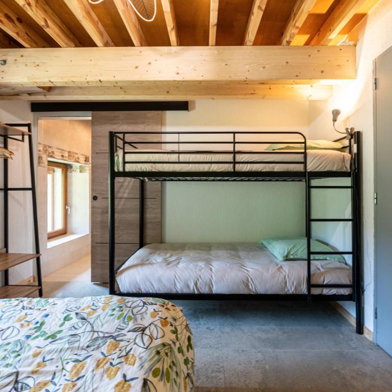 Les Bellevues - Chambre Quadruple avec Douche - 10