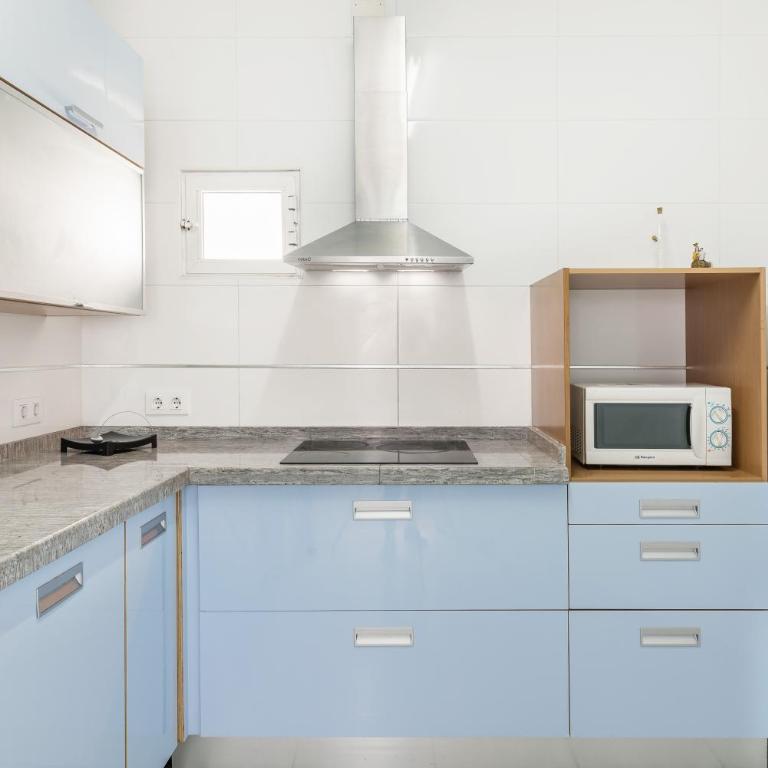 Apartamentos Calesas - Apartamento Deluxe de 2 dormitorios con balcón - 9
