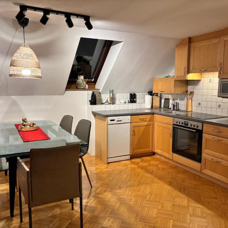 Mmapartment - Deluxe-Apartment mit 2 Schlafzimmern und Gartenblick - 3