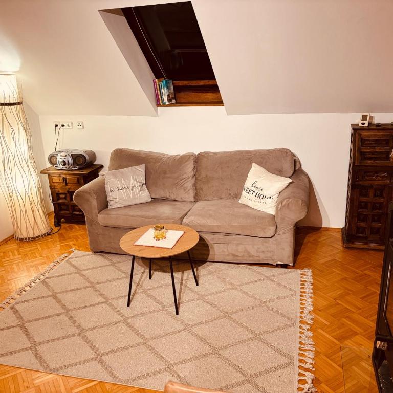 Mmapartment - Deluxe-Apartment mit 2 Schlafzimmern und Gartenblick - 2