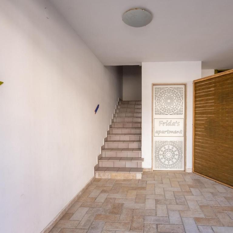 Frida’s - Two-Bedroom House - 18