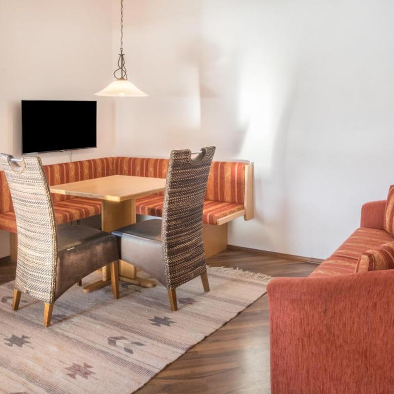Appartement Julia - Apartment mit 2 Schlafzimmern und Bergblick - 8