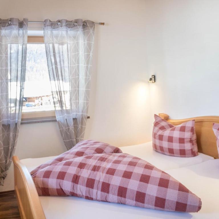 Appartement Julia - Apartment mit 2 Schlafzimmern und Bergblick - 12