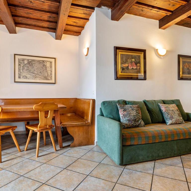 Luxe Historic Chateau Ciasa Soldà 2 - Appartamento Superior con Balcone - 14