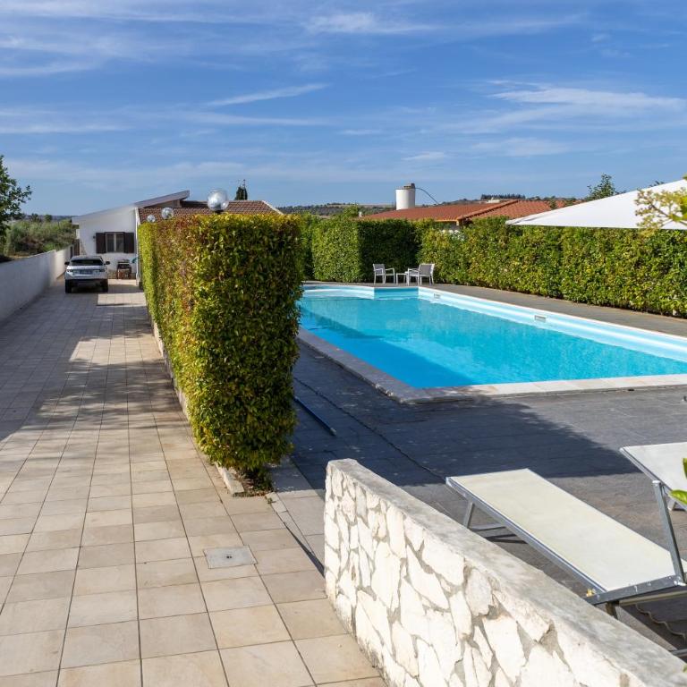 Villa Giacomo con piscina - Villa con Vista Giardino - 1