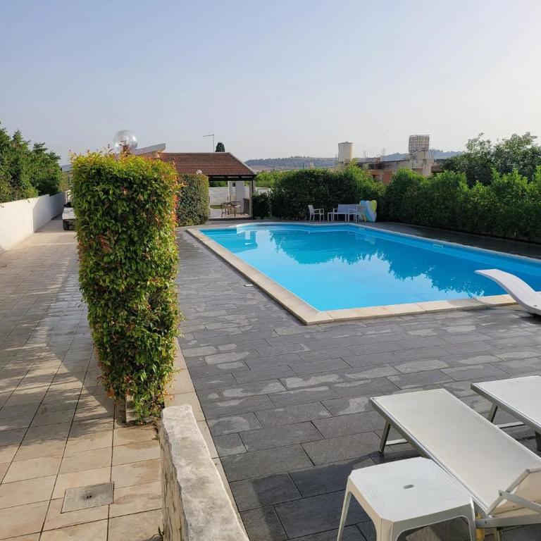 Villa Giacomo con piscina - Villa con Vista Giardino - 25