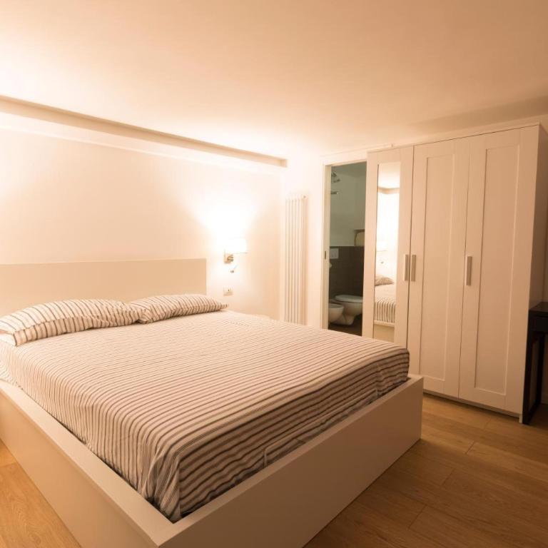 Casa Fabrizio Ai Gradoni Di Chiaia - Appartamento Superior con 1 Camera da Letto e Balcone - 6