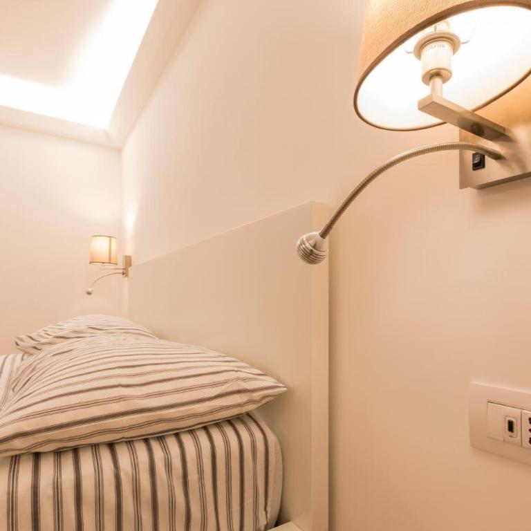 Casa Fabrizio Ai Gradoni Di Chiaia - Appartamento Superior con 1 Camera da Letto e Balcone - 7