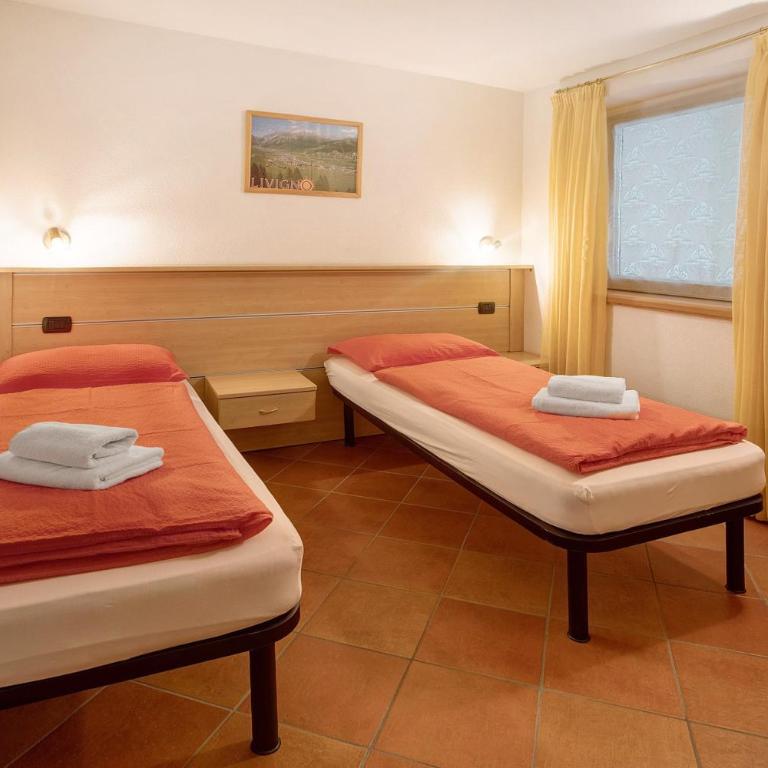 Appartamenti Chestel - Appartamento Deluxe con 2 Camere da Letto e Vista Giardino - 14