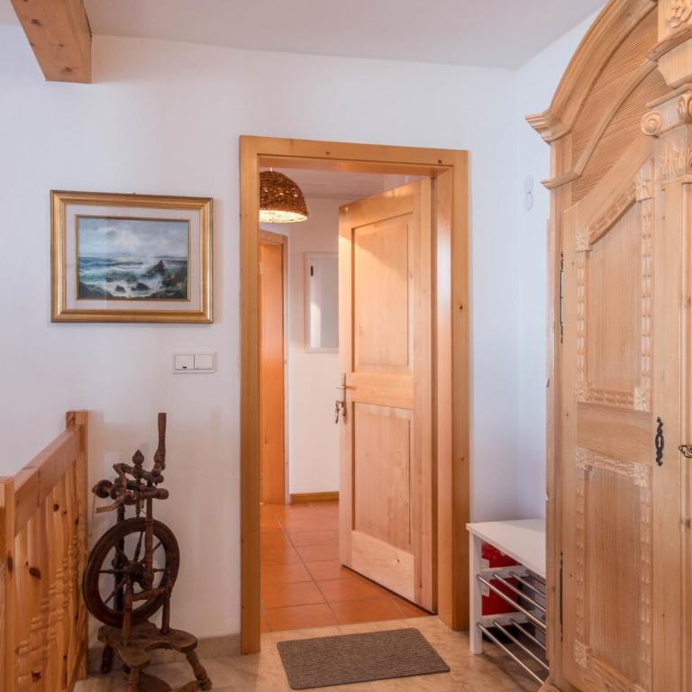 Beckenbinder Apartement Schlern - Superior One-Bedroom Apartment with Balcony - 9
