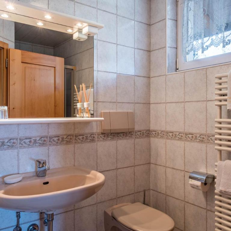Beckenbinder Apartement Schlern - Superior One-Bedroom Apartment with Balcony - 15