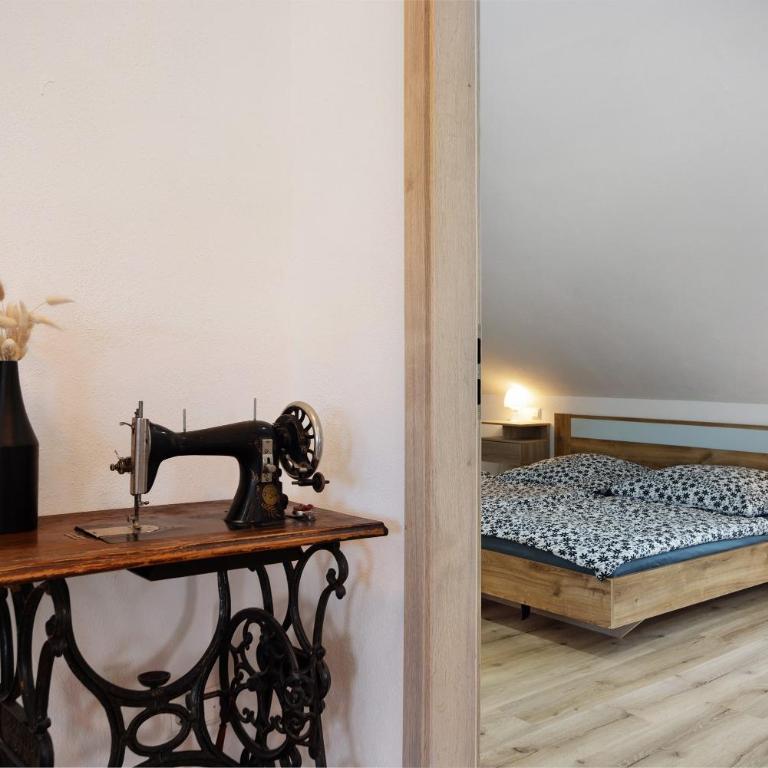 Fewo Ferdl - Apartment mit 1 Schlafzimmer und Gartenblick - 9