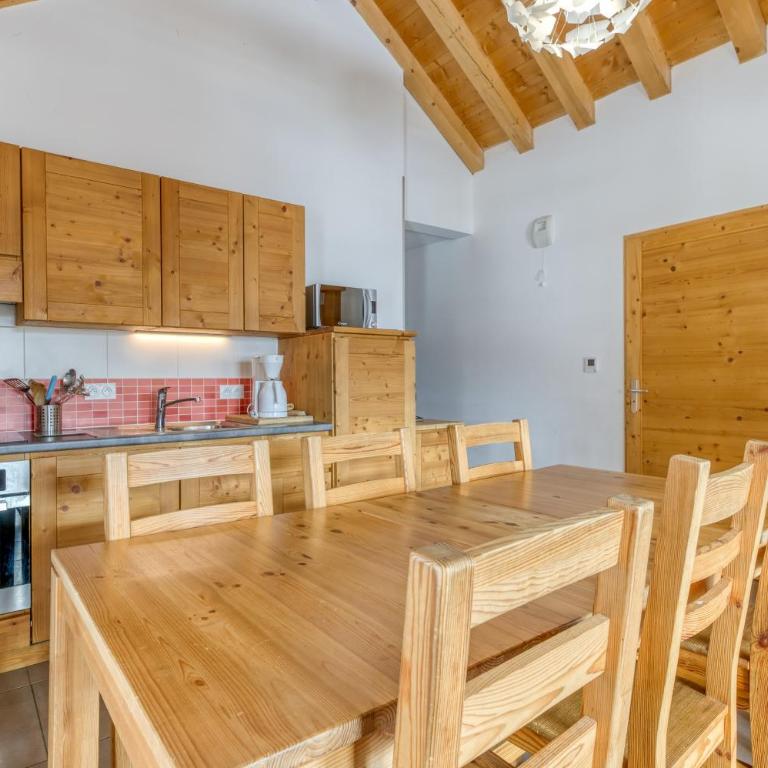 Chalet Arvina - Appartement 3 Chambres Premium avec Balcon - 8