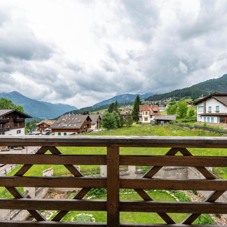 Luxe Historic Chateau Ciasa Soldà 1 - Appartamento Superior con Balcone - 16