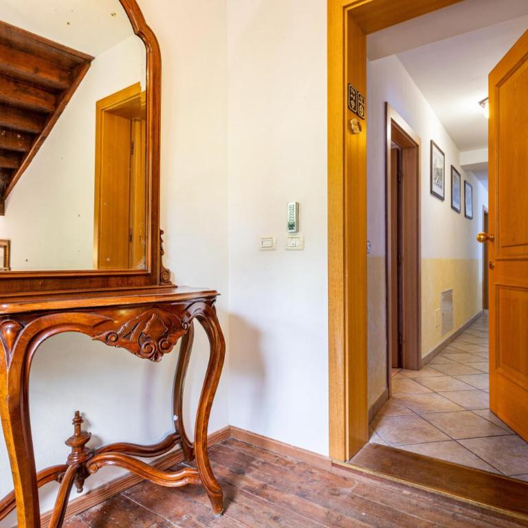Luxe Historic Chateau Ciasa Soldà 1 - Appartamento Superior con Balcone - 27