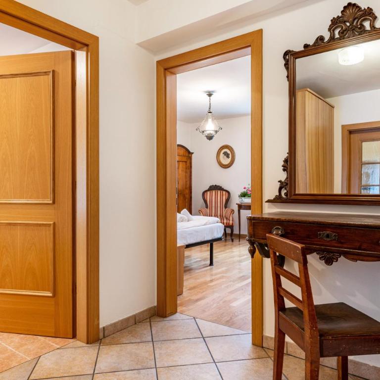 Luxe Historic Chateau Ciasa Soldà 1 - Appartamento Superior con Balcone - 12