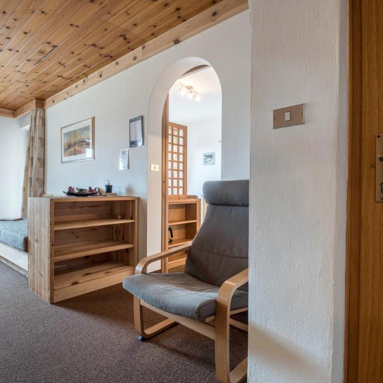 Haus Sonnegg Sonnenuntergang - One-Bedroom Apartment with Garden View - 17