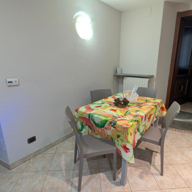 La Casa di Dede Trilocale nel Cuore di Cuneo - Two-Bedroom Apartment - 10