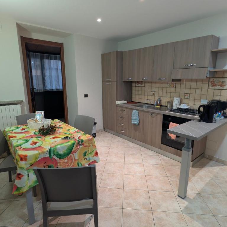 La Casa di Dede Trilocale nel Cuore di Cuneo - Two-Bedroom Apartment - 7