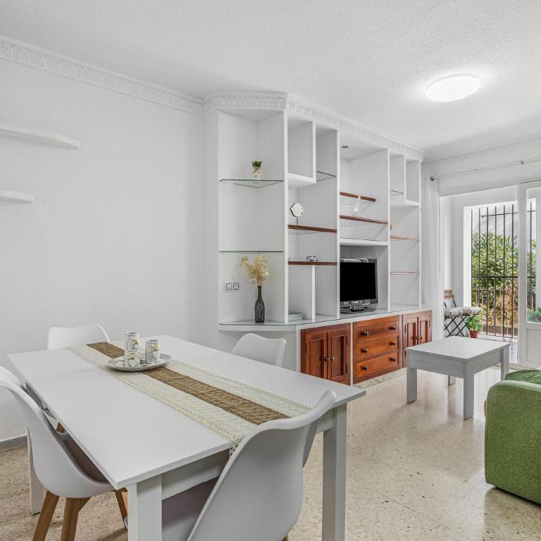 Divina Pastora Sanlucar - Apartamento Premium de 3 dormitorios con balcón - 3