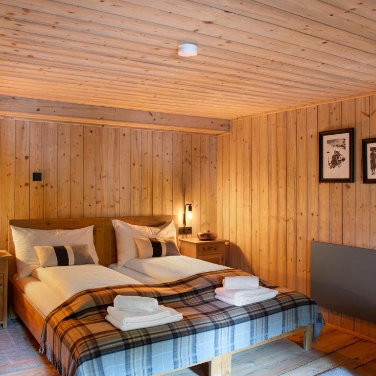 Berghaus Wiesegg - Uriges Tiroler - Premium Apartment mit 3 Schlafzimmern und Balkon - 16