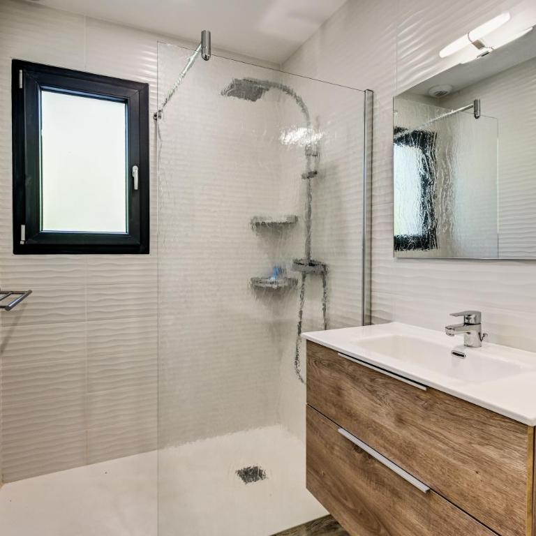 Aux pieds des pistes - Appt B - Deluxe Apartment mit Balkon und 2 Schlafzimmern - 15