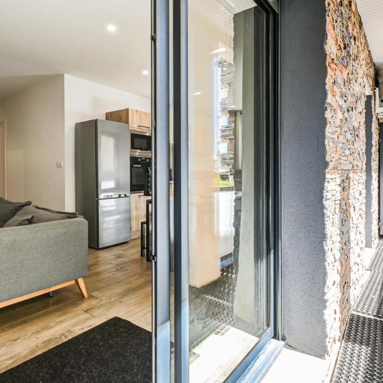 Aux pieds des pistes - Appt B - Deluxe Apartment mit Balkon und 2 Schlafzimmern - 16