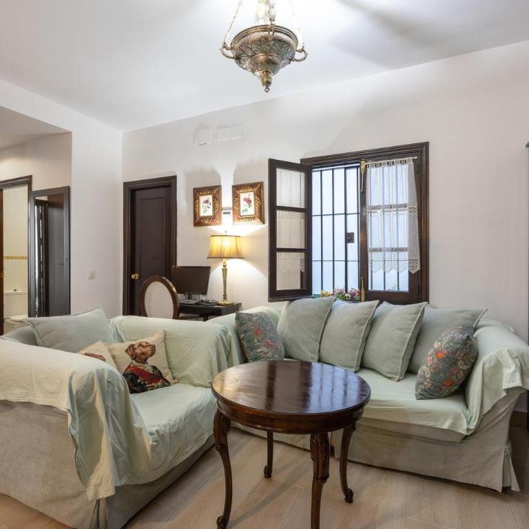 Exclusivo Apartamento En Palacio - Apartamento Deluxe de 2 dormitorios con balcón - 2