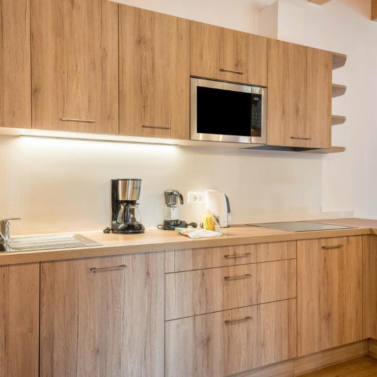 Hotel Residence Gardena Saslong - Appartamento Deluxe con 2 Camere da Letto e Vista Giardino - 6