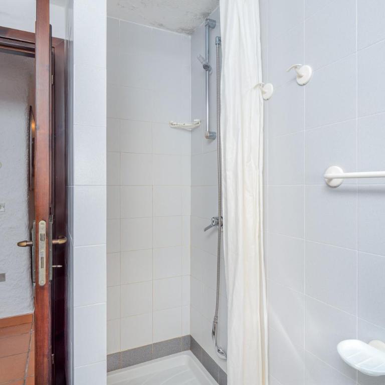 Leccio - Appartamento Premium con 3 Camere da Letto e Balcone - 23