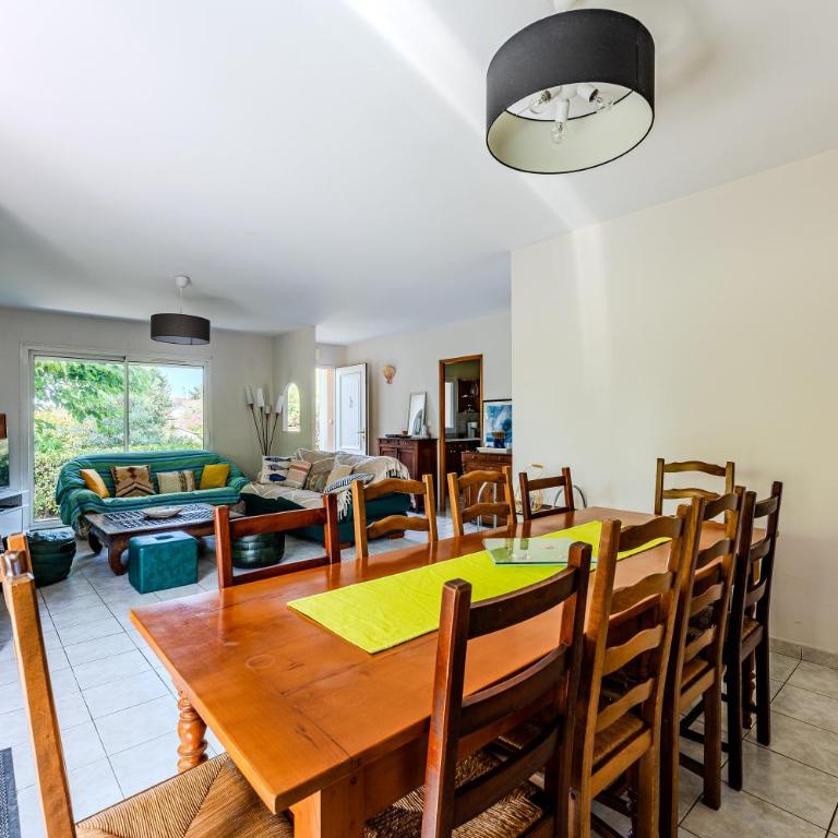 Villa Les Tamaris 8 Personnes - Villa - Vue sur Jardin - 4