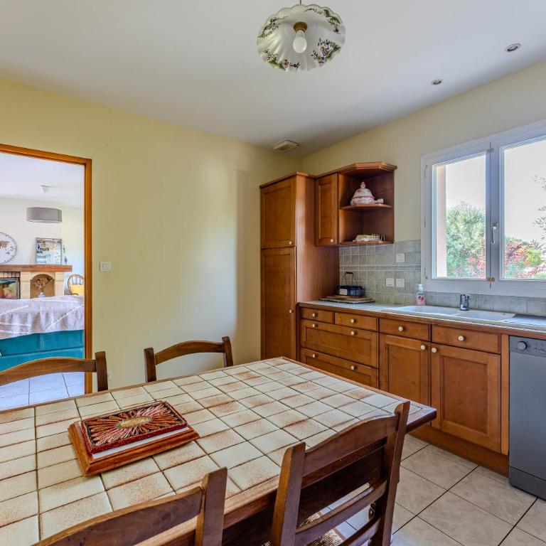 Villa Les Tamaris 8 Personnes - Villa - Vue sur Jardin - 7