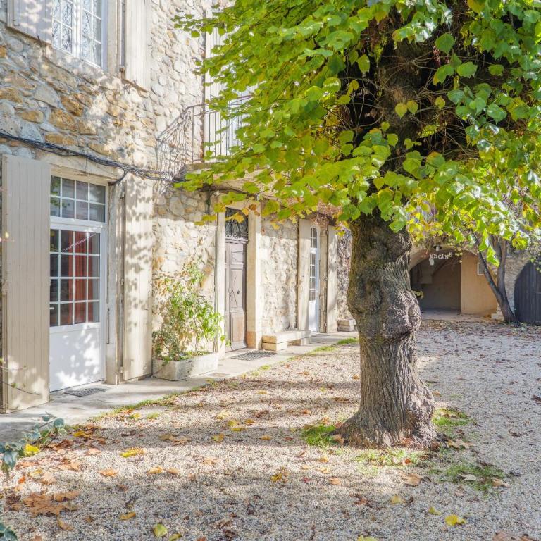 Gite le Parc - Chambre Quadruple avec Douche - 23