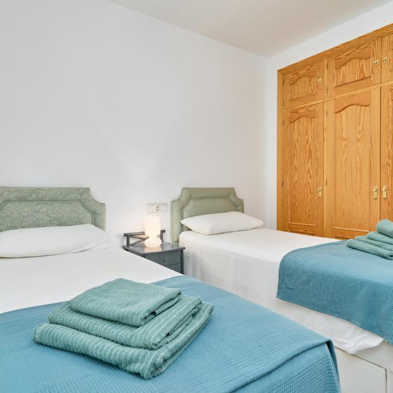 Casa Maritima - Three-Bedroom House - 18