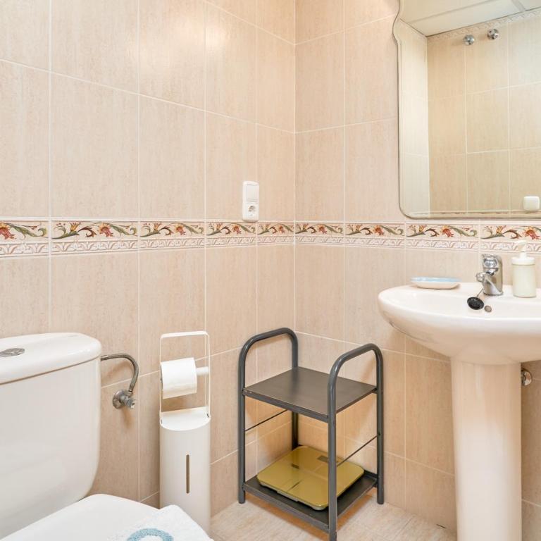 Casa Maritima - Three-Bedroom House - 19