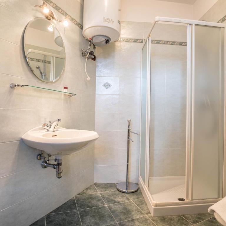 Residence Lena App 3 with Balcony - Appartamento Superior con 1 Camera da Letto e Balcone - 18