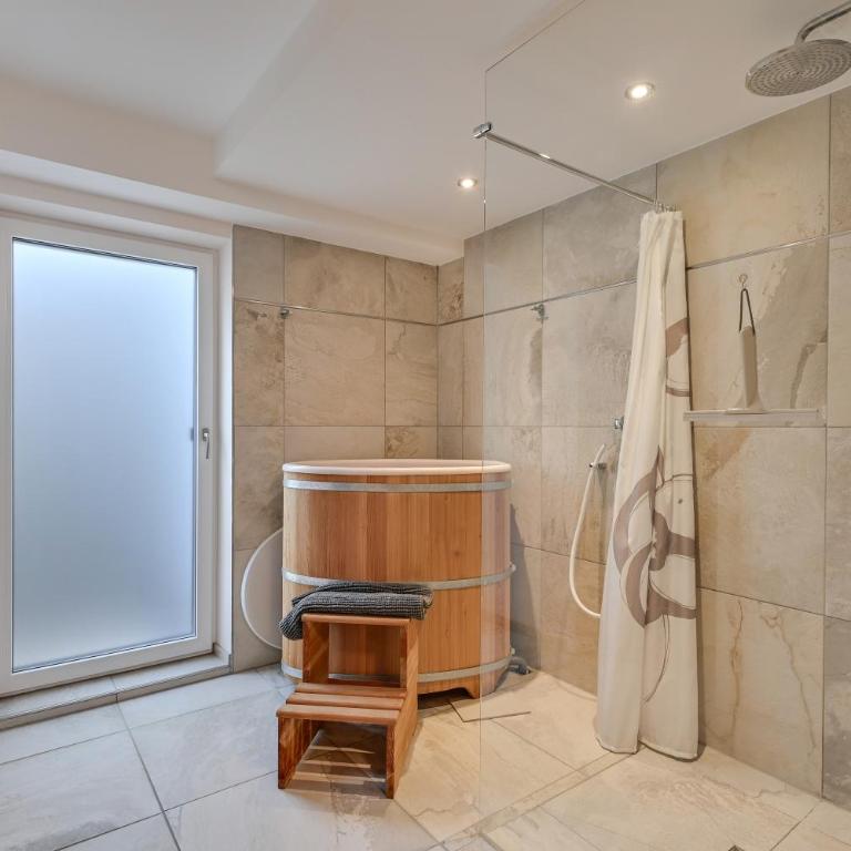 Ferienwohnung Panorama Og - Premium Apartment mit 3 Schlafzimmern und Balkon - 23