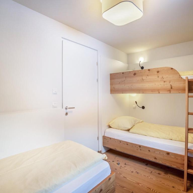 Stoana Apt 4-1 - Deluxe-Apartment mit 2 Schlafzimmern und Gartenblick - 15