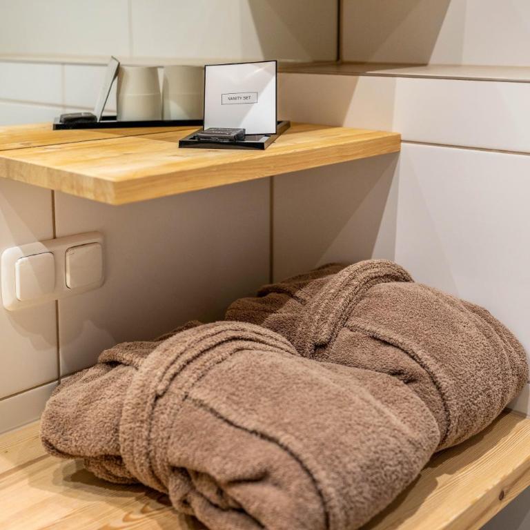 Stoana Apt 4-1 - Deluxe-Apartment mit 2 Schlafzimmern und Gartenblick - 23