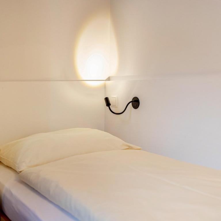 Stoana Apt 4-1 - Deluxe-Apartment mit 2 Schlafzimmern und Gartenblick - 19