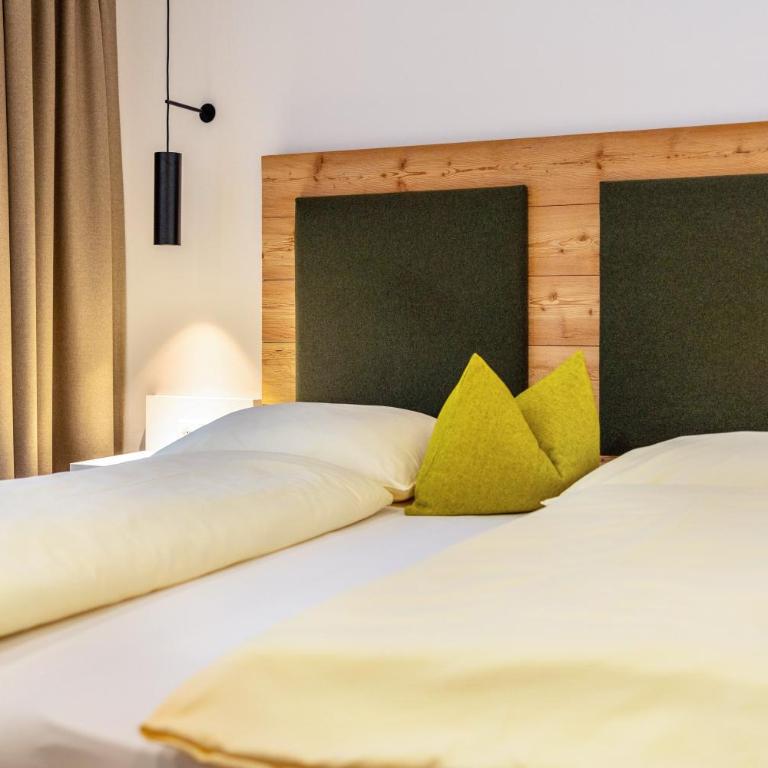 Stoana Apt 4-1 - Deluxe-Apartment mit 2 Schlafzimmern und Gartenblick - 11
