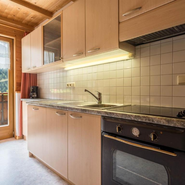 Haus Hubertus - Fewo 5 - Appartamento Superior con 1 Camera da Letto e Balcone - 6