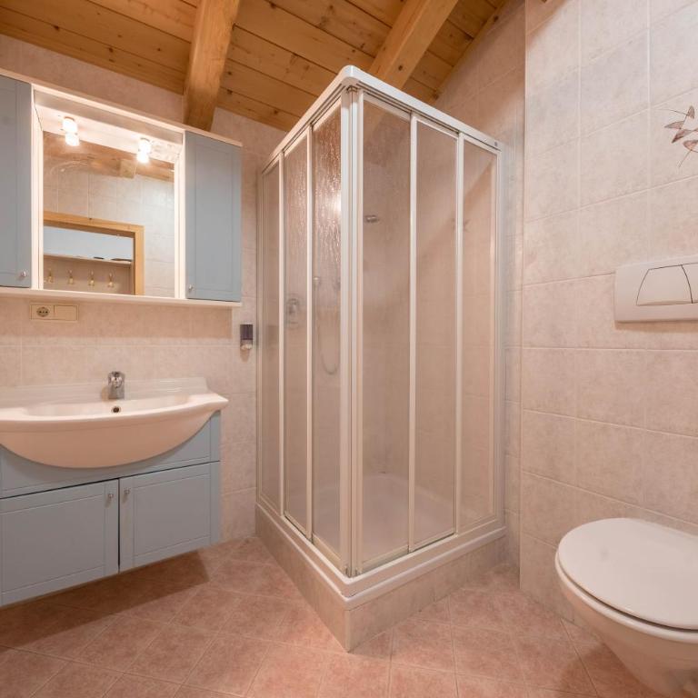 Haus Hubertus - Fewo 5 - Appartamento Superior con 1 Camera da Letto e Balcone - 5