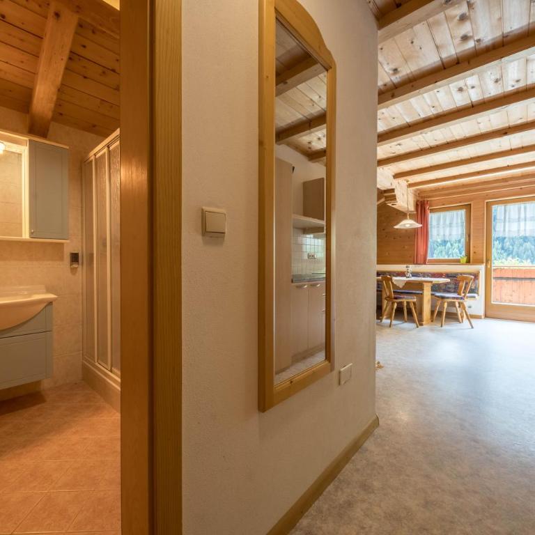 Haus Hubertus - Fewo 5 - Appartamento Superior con 1 Camera da Letto e Balcone - 7