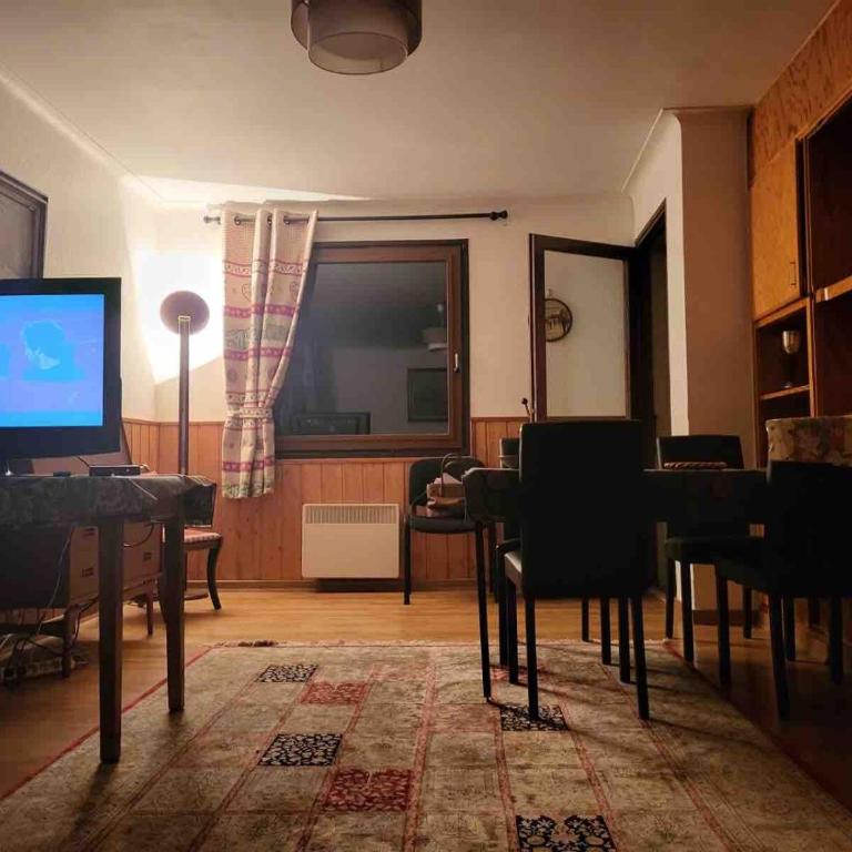Appartement Chaleureux La Montagne - Appartement 2 Chambres Deluxe avec Balcon - 7