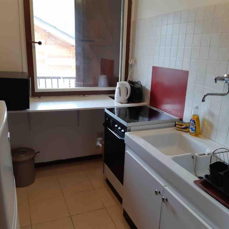 Appartement Chaleureux La Montagne - Appartement 2 Chambres Deluxe avec Balcon - 10