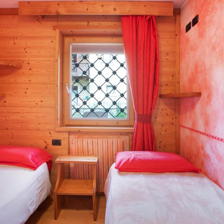 Baita dei ski app 1 - Appartamento Deluxe con 2 Camere da Letto e Vista Giardino - 13